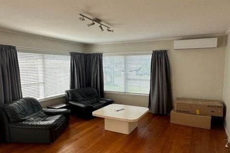 Photo of property in 1/87 Lake Road, Belmont, Auckland, 0622