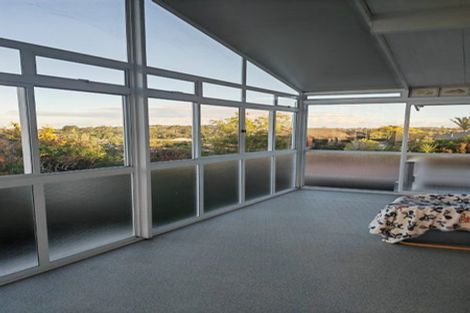Photo of property in 110 Glamorgan Drive, Torbay, Auckland, 0630