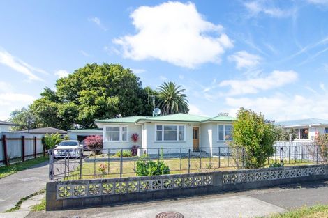 Photo of property in 186 Tremaine Avenue, Westbrook, Palmerston North, 4412