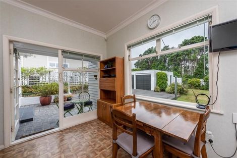 Photo of property in 10 Bristow Place, Karori, Wellington, 6012