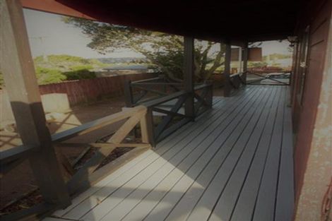 Photo of property in 43 Waimumu Road, Massey, Auckland, 0614