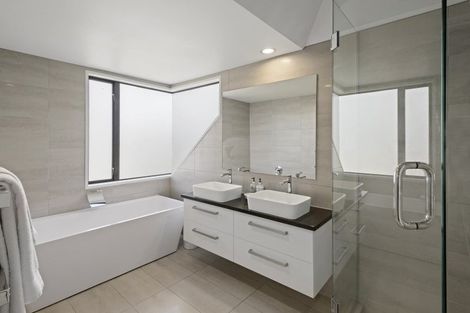 Photo of property in 79a Jeffreys Road, Fendalton, Christchurch, 8052