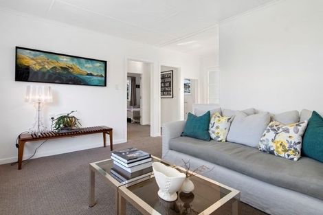 Photo of property in 11 Goods Road, Otumoetai, Tauranga, 3110