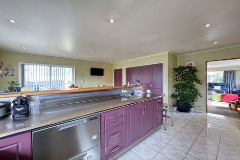 Photo of property in 129 Holborn Drive, Stokes Valley, Lower Hutt, 5019