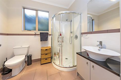 Photo of property in 38 Mission Heights Drive, Flat Bush, Auckland, 2016