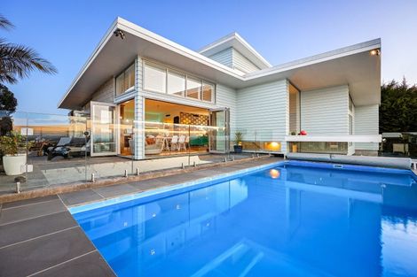Photo of property in 115 Panorama Road, Clifton, Christchurch, 8081