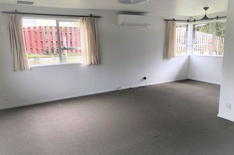 Photo of property in 62-64 Moore Street, Hillcrest, Auckland, 0627