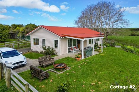 Photo of property in 76 Muriwai Road, Muriwai, 0881