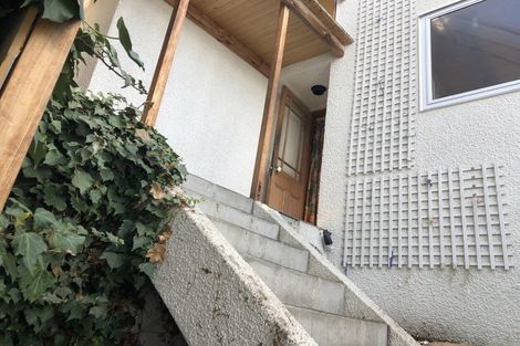 Photo of property in 12 Lordens Place, Fernhill, Queenstown, 9300