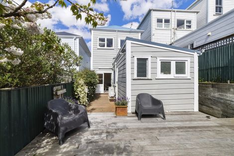 Photo of property in 34 Drummond Street, Mount Cook, Wellington, 6021