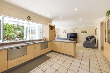 Photo of property in 1 Pastoral Lane, Hokowhitu, Palmerston North, 4410