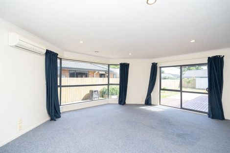 Photo of property in 26 Aldershot Place, Nawton, Hamilton, 3200