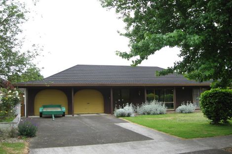 Photo of property in 5 Zenith Place, Conifer Grove, Takanini, 2112