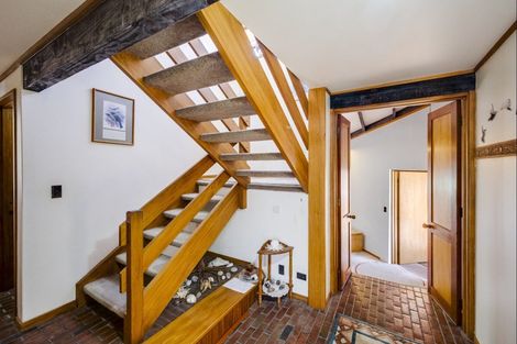 Photo of property in 34 Roslyn Road, Bluff Hill, Napier, 4110
