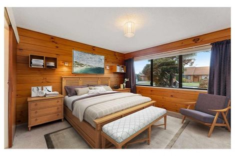 Photo of property in 16 Cedar Drive, Paraparaumu Beach, Paraparaumu, 5032