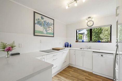 Photo of property in 3 Emery Grove, Bayview, Auckland, 0629