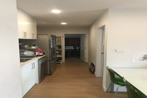 Photo of property in 24 Para Close, Fairview Heights, Auckland, 0632