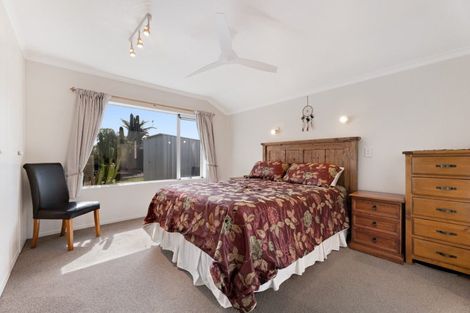 Photo of property in 17 Appaloosa Place, Papamoa Beach, Papamoa, 3118