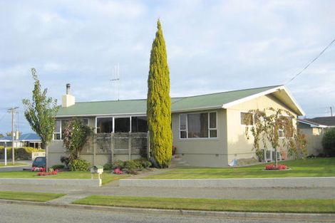 Photo of property in 58 Glendale Crescent, Holmes Hill, Oamaru, 9401