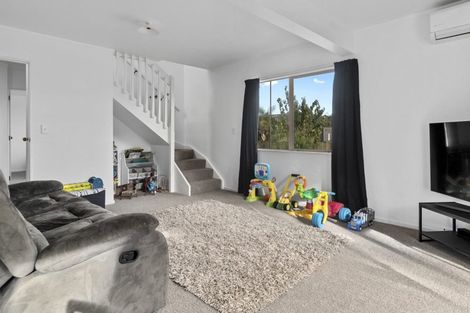Photo of property in 60 Pelorus Street, Welcome Bay, Tauranga, 3112