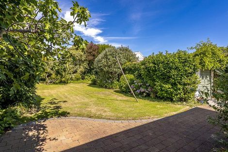 Photo of property in 11 Alpha Avenue, Strowan, Christchurch, 8052