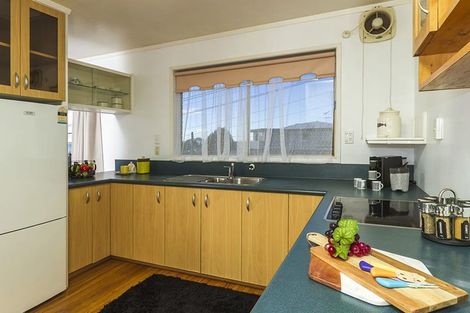 Photo of property in 2/47 Braemar Road, Rothesay Bay, Auckland, 0630