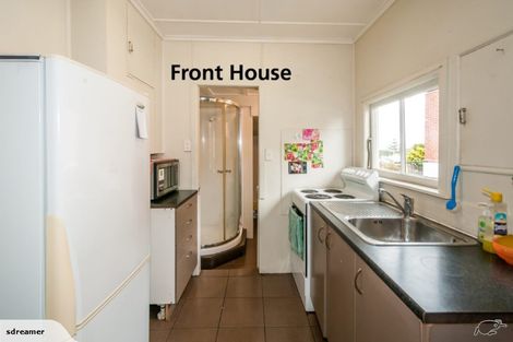 Photo of property in 39a Forrest Hill Road, Milford, Auckland, 0620