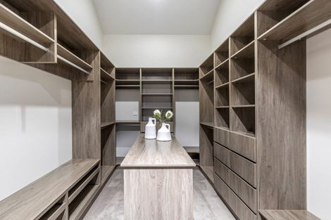 Photo of property in 1a Tiri Road, Takapuna, Auckland, 0620