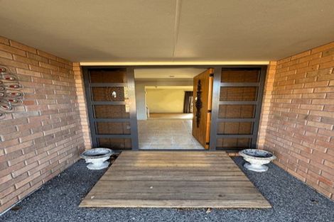 Photo of property in 127 Victoria Street, Cambridge, 3434