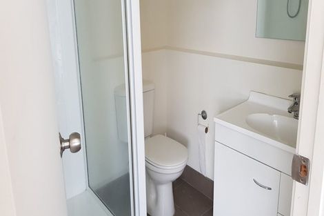 Photo of property in 8c Schnapper Rock Road, Schnapper Rock, Auckland, 0632