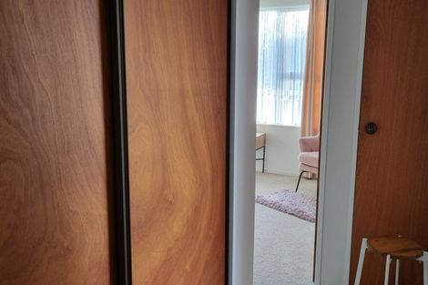 Photo of property in 3 Nursery Place, Westown, New Plymouth, 4310