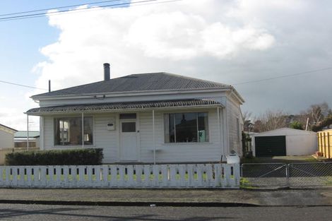 Photo of property in 18 Rhodes Street, Carterton, 5713
