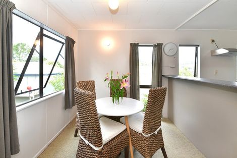 Photo of property in 26a Brian Crescent, Stanmore Bay, Whangaparaoa, 0932