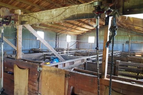 Photo of property in Hislop Road, Inch Clutha, Kaitangata, 9281