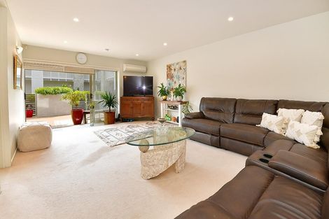 Photo of property in 215/252 Centreway Road, Orewa, 0931