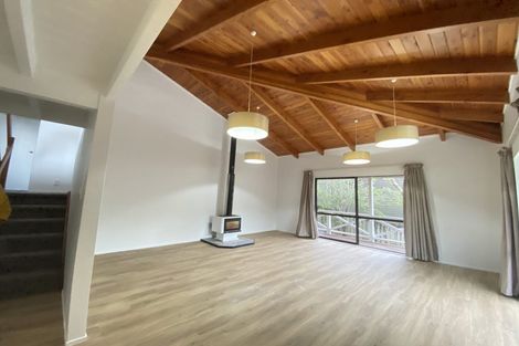 Photo of property in 2/24 Matipo Road, Mairangi Bay, Auckland, 0630