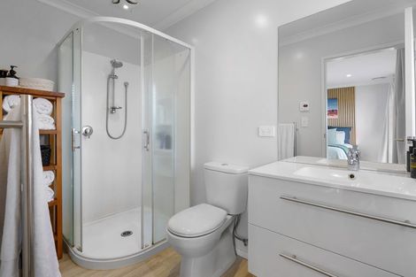 Photo of property in 10 Clifford Close, Leamington, Cambridge, 3432