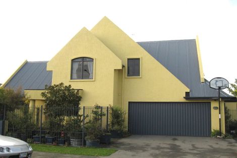 Photo of property in 27 Nyoli Street, Northcote, Christchurch, 8052