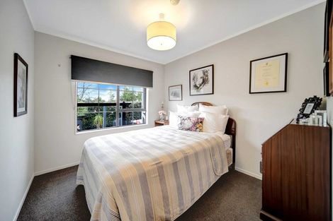 Photo of property in 30 Lorelei Place, Opaheke, Papakura, 2113