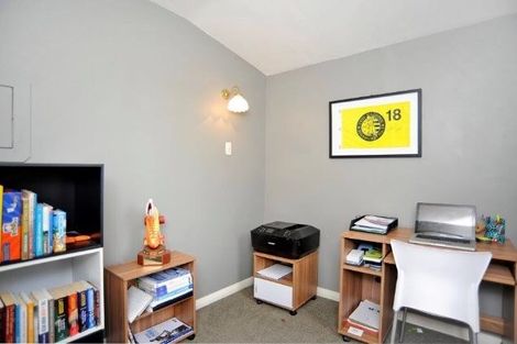 Photo of property in 38 Easther Crescent, Kew, Dunedin, 9012