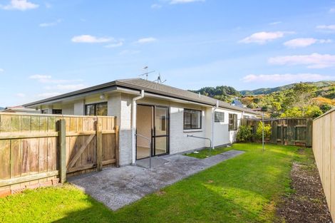 Photo of property in 39a Findlay Street, Tawa, Wellington, 5028