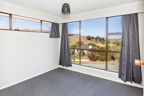 Photo of property in 9 Perth Street, South Hill, Oamaru, 9400