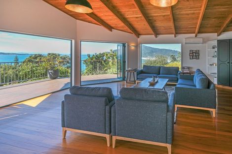 Photo of property in 251 Paku Drive, Tairua, 3508