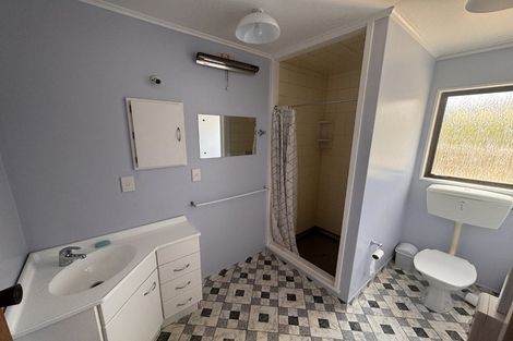 Photo of property in 25 Ngatitoa Street, Tawa, Wellington, 5028