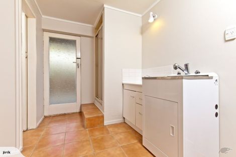 Photo of property in 2/38 Glenvar Road, Torbay, Auckland, 0630