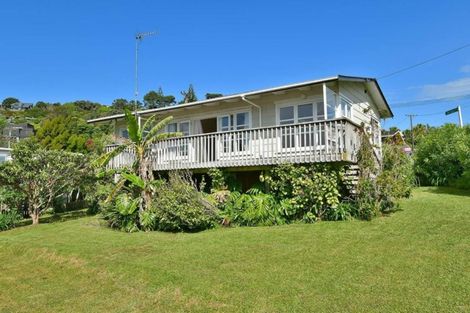 Photo of property in 34 De Luen Avenue, Tindalls Beach, Whangaparaoa, 0930