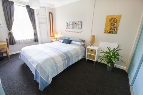 Photo of property in 99 Shakespeare Road, Bluff Hill, Napier, 4110