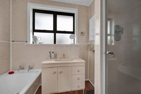 Photo of property in 17 Murray Avenue, Hawera, 4610