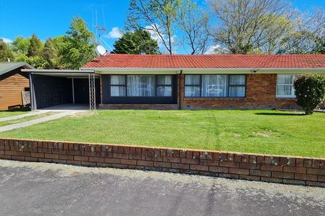 Photo of property in 15 Norma Place, Riverlea, Hamilton, 3216