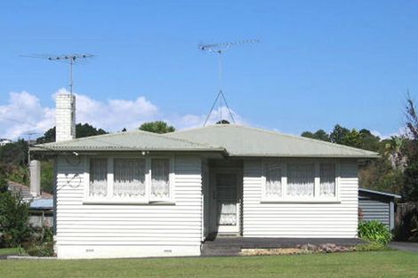 Photo of property in 142 Seabrook Avenue, New Lynn, Auckland, 0600